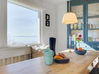 Holiday Home Pellervo - 20m from the sea by Interhome - 2