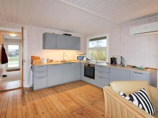 Holiday Home Arton - 300m from the sea by Interhome - 3