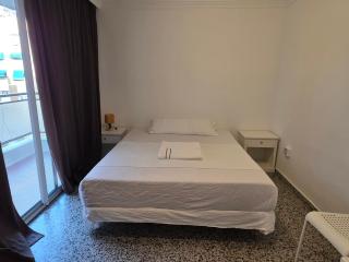 habitaciónes privada preciosa grande centro malaga también cerca de la playa Wi-Fi - 6
