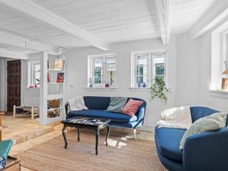 Apartment Gaby - 250m from the sea by Interhome - 7