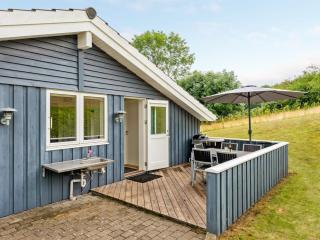 Holiday Home Sisko - 600m from the sea by Interhome - 1