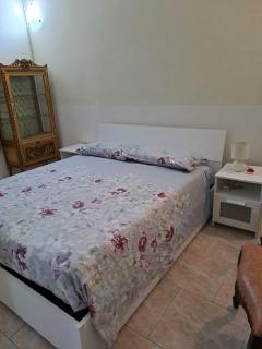 WHOLE HOLIDAY HOME APARTMENT FANTASTIC CIVITAVECCHIA da Pamino & Priscilla con due Camere letto! - 0