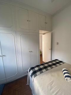 Aconchegante Quarto a uma quadra da praia - 0