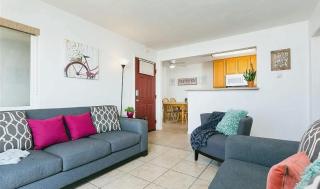 Two Bedroom Oceanfront Condo in San Diego - 9