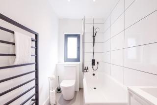 2 bed flat West Kensington/Fulham - 5