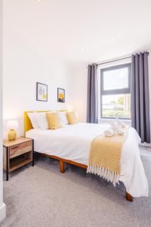 2 bed flat West Kensington/Fulham - 3