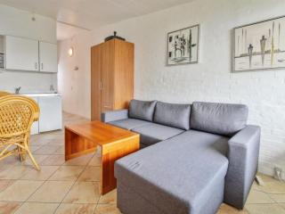 Apartment Illughi - 500m from the sea by Interhome - 5