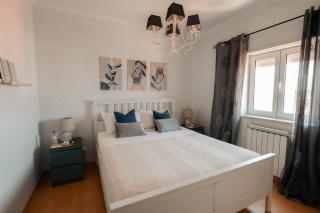 Capela's Guest House - 9