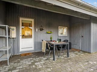 Holiday Home Remo - 990m to the inlet by Interhome - 1