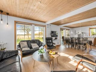 Holiday Home Adelia - 850m to the fjord by Interhome - 3