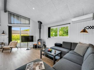 Holiday Home Leeve - 1-4km to the fjord by Interhome - 9