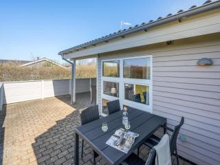 Holiday Home Ellis - 700m to the inlet by Interhome - 4