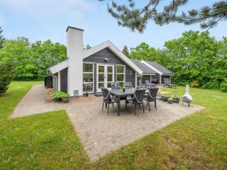 Holiday Home Matthis - 500m to the inlet by Interhome - 4
