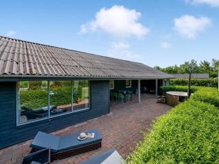 Holiday Home Knag - 800m to the inlet by Interhome - 4