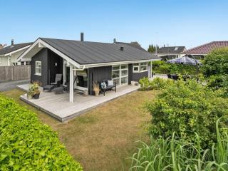 Holiday Home Sjarlotte - 100m from the sea by Interhome - 0