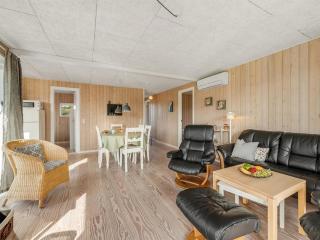Holiday Home Holm - 700m to the fjord by Interhome - 3