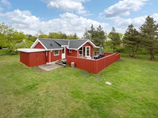 Holiday Home Halla - 200m to the inlet by Interhome - 3