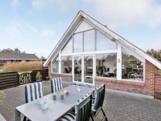 Holiday Home Gizella - 850m to the inlet by Interhome - 3