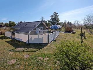 Holiday Home Hannah - 300m to the inlet by Interhome - 9