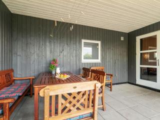 Holiday Home Tord - 350m from the sea by Interhome - 4