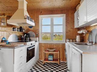 Holiday Home Wulfhard - 400m from the sea by Interhome - 6
