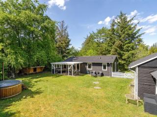 Holiday Home Ulrike - 600m to the fjord by Interhome - 0