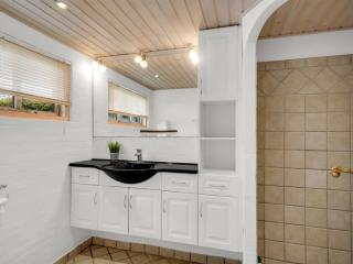 Holiday Home Aliza - 300m to the fjord by Interhome - 7