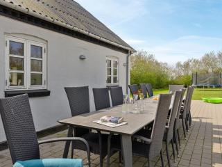 Holiday Home Folkar - 3km to the fjord by Interhome - 2