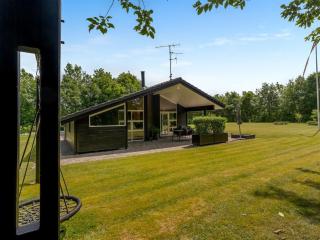 Holiday Home Yorrit - 500m to the inlet by Interhome - 3