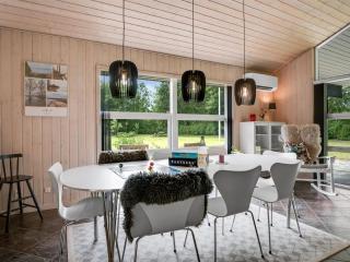 Holiday Home Yorrit - 500m to the fjord by Interhome - 3