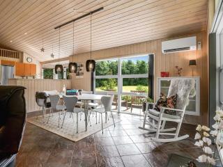 Holiday Home Yorrit - 500m to the fjord by Interhome - 4