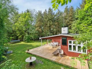 Holiday Home Deik - 2km to the inlet by Interhome - 1