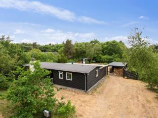 Holiday Home Akke - 150m to the inlet by Interhome - 2