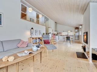 Holiday Home Gise - 800m from the sea by Interhome - 1