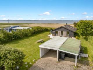 Holiday Home Aslag - 150m to the fjord by Interhome - 1