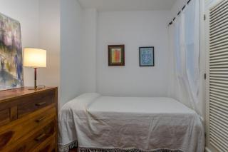 Apartment with Terrace on the Beachfront. - Salinetas - 7