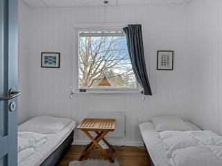 Holiday Home Thyra - 500m to the inlet by Interhome - 1