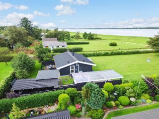 Holiday Home Ilya - 90m to the inlet by Interhome - 7