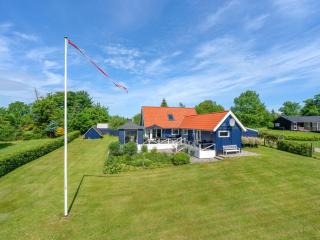 Holiday Home Edvia - 700m to the fjord by Interhome - 5