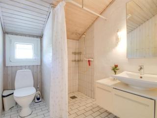 Holiday Home Edmer - 50m from the sea by Interhome - 2