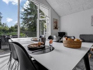 Holiday Home Sunja - 450m from the sea by Interhome - 8