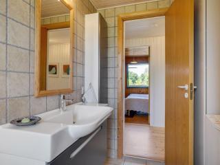 Holiday Home Hila - 900m from the sea by Interhome - 1