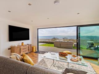 3 Bed in West Morton 94182 - 9