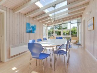 Holiday Home Hwelp - 200m from the sea by Interhome - 5