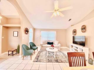Bright & Spacious Getaway in Lovely NE Tallahassee - 6