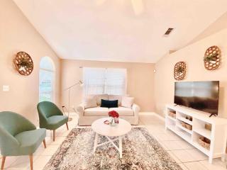 Bright & Spacious Getaway in Lovely NE Tallahassee - 7
