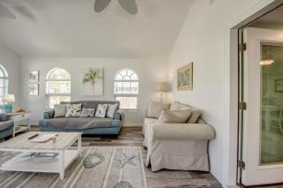 214 Pearl Street Main House - 1