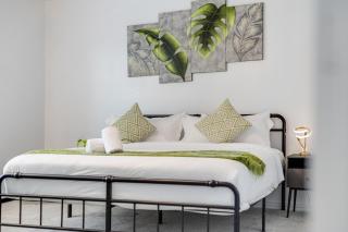 Tranquil 3BR I Free Parking I Workspace - 8