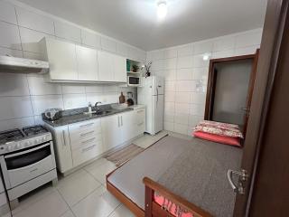Apartamento térreo em casa na Praia da Daniela - 8