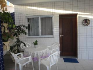 Apartamento térreo em casa na Praia da Daniela - 7
